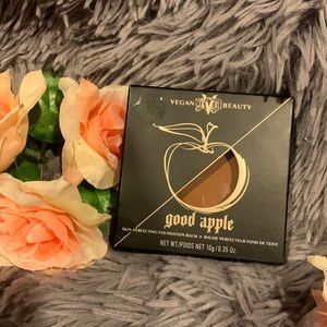 VEGAB KAT VON D GOOD APPLE FOUNDATION BALM TAN 074